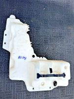 Volvo FH4/FM4 Windscreen Washer Reservoir 84092257 84092259 84024488 Used view 3