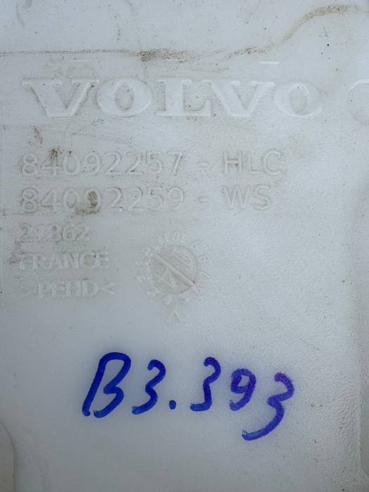Volvo FH4/FM4 Windscreen Washer Reservoir 84092257 84092259 84024488 Used view 4
