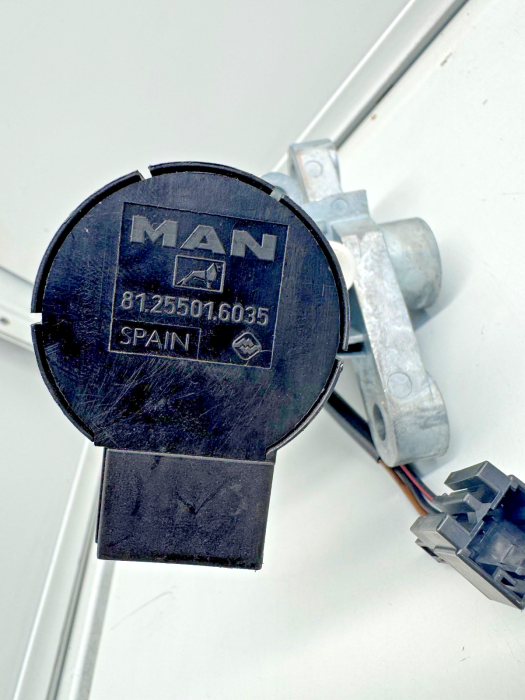 MAN TGX/TGS Ignition Lock 81464336020 81.46433-6020 A2C13346600D Euro 6 OEM Used view 3