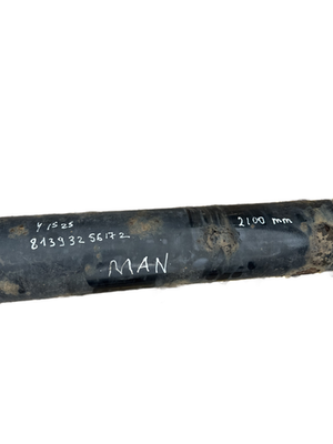 MAN TGA/TGS/TGX OEM Drive Prop Shaft 81393256172 81.39325-6172 2100mm Used view 3