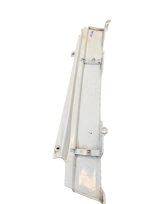 Mercedes Actros MP4 Cab Corner Panel LH A9607510230 A960751023028 White Used view 4