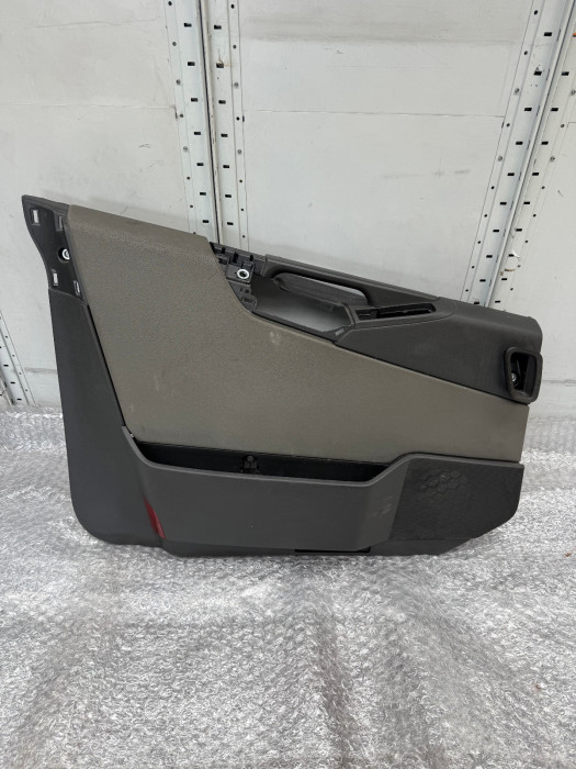 Volvo FH/FM (4-series) LH Inner Door Panel 82200942 21925723 82200935 Grey Used