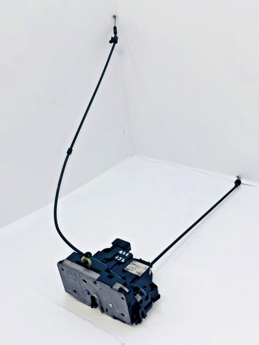 Mercedes Actros MP4 Right Front Cab Door Lock A9607230101 A960723010128 Used view 6