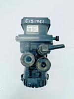 MAN TGS/TGX EBS Pressure Valve 81521066067 K050211 81.52106-6067 Front Euro 6 view 3