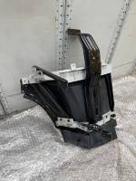 Volvo FH4/FM/FMX Left Step Plate Assembly 82142327 82136982 82142329 82144986 LH view 6