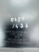 MAN TGX/TGS Right Panelling 81.63745-0042 81637450042 Used view 3