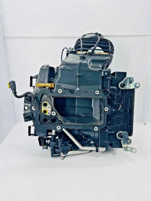 Volvo FH4 Cab Heater HVAC Box ECC IPC RHD 84164533 9502539 Euro 6 Used view 6