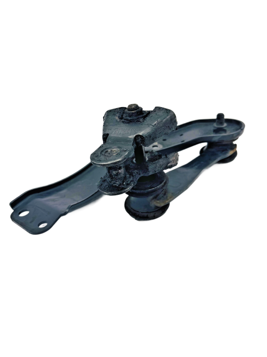 Scania 4 Series P/G/R/T Rear Cab Lock Bracket 1519439 1781929 RH Used OEM view 7