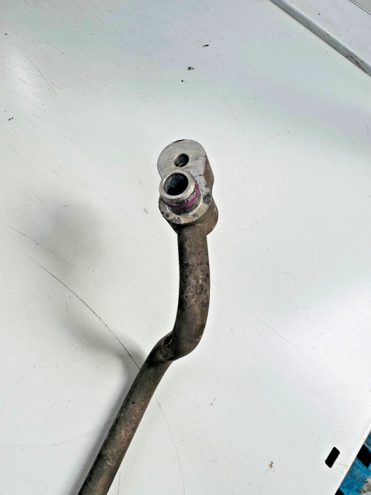 MAN TGX TGS A/C Pipe Hose Line 81619755145 81.61975-5145 Air Conditioning Tube view 5