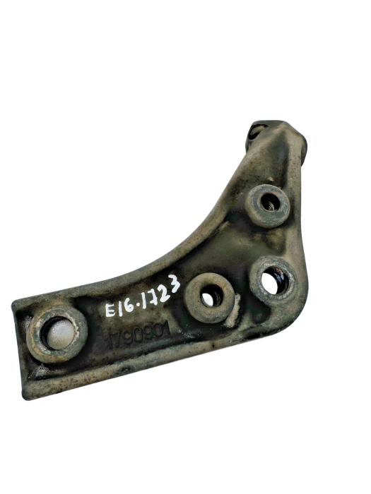 Scania R/P/G Front Bumper Carrier Mount Bracket 1790901 RH OE/OEM Used view 2