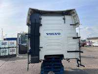 Volvo FH4 cab (2013-on) With Parts – Doors/Dash/Interior As Pictured – Used view 4