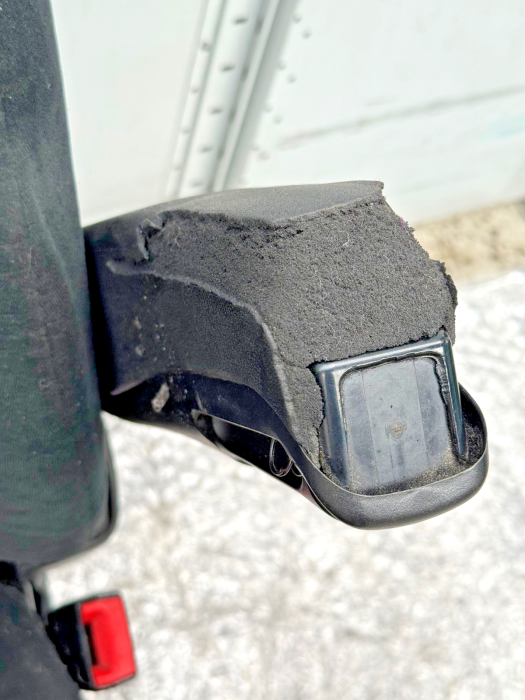 Mercedes Actros MP4 Driver Seat Grammer MSG115 A9609109201 Grammer MSG115 Used view 3