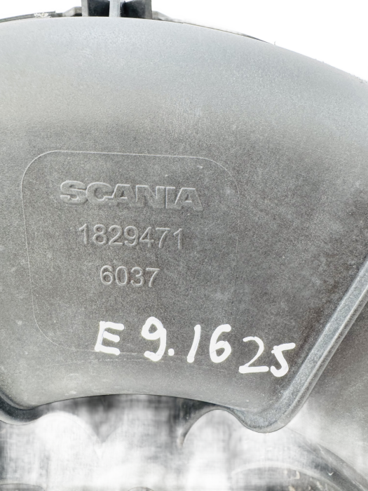 Scania P/G/R/T Series Air Filter Housing Box 1829653 1870001 6037 Used OEM view 3