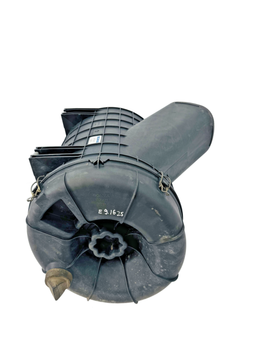 Scania P/G/R/T Series Air Filter Housing Box 1829653 1870001 6037 Used OEM view 6