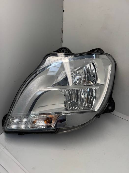 DAF CF/XF LH headlight 1857530 Hella 1LX010116-39 1LX010116-791 RHD Euro 6 Used Headlights Headlights