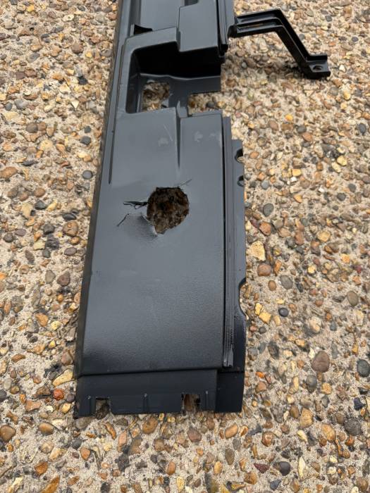 Volvo FH4/FM4 Windscreen Wiper Panel Centre RHD 84055528 82871726 Euro 6 Used view 4