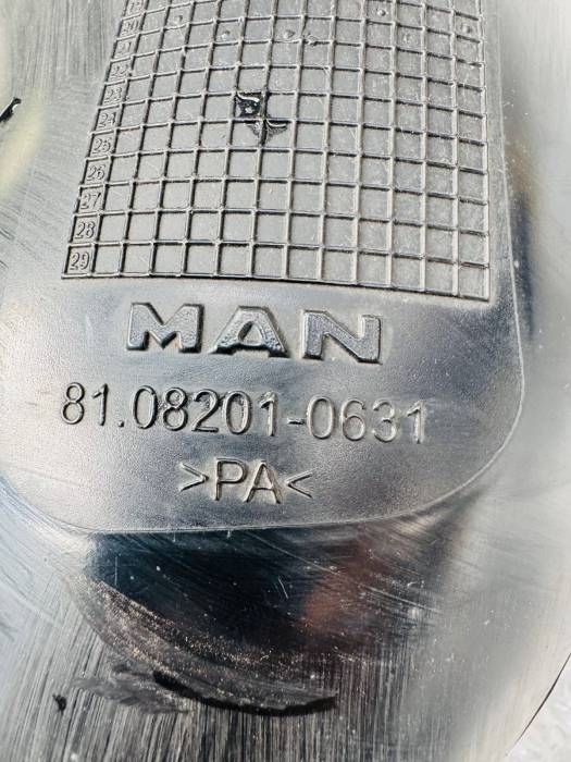 MAN TGS Air Intake Pipe Hose 81082010631 81.08201-0631 Original Used OEM view 3
