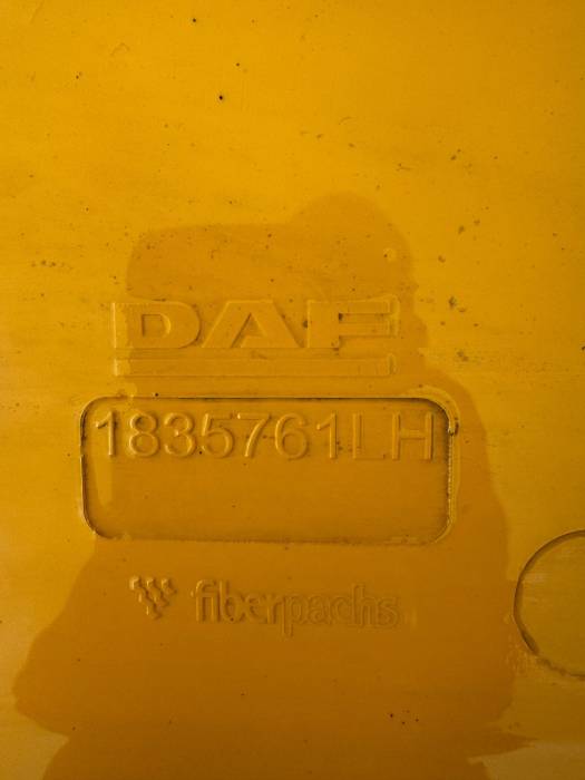 DAF XF106 Euro 6 LH Wind Deflector Bumper Panel 1835761 1835763 1835709 Used view 5