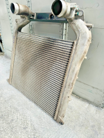 MAN TGX 3 Intercooler 81061300241 81.06130-0241 MAHLE LA158004 Used OEM Euro 6 view 3