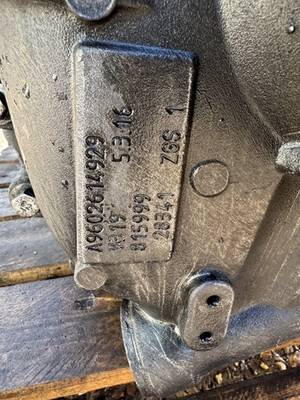 MERCEDES Actros MP4 G211-12 Gearbox Housing A9482610101 A9482610126 A9612603763 view 9