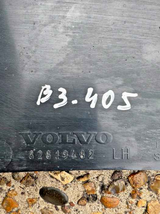 Volvo FH4/FM4 upper step wing cover LH 82819482 DT 2.71377 CVN4FH205 Euro 6 used view 5