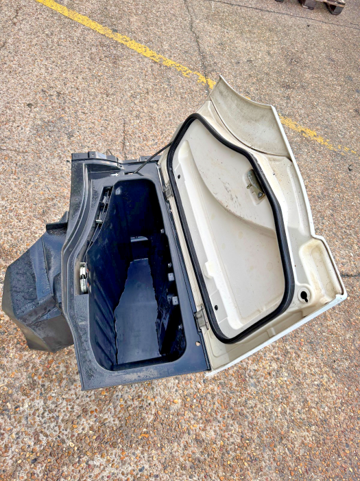 Mercedes Actros MP4/MP5 Stowage Tool Box A9608902790 A9608900210 Left Euro 6 view 7