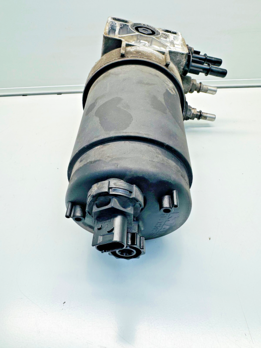 MAN TGS TGX 81125016110 81.12501-6110 Fuel Filter Module for Diesel Trucks Used view 5