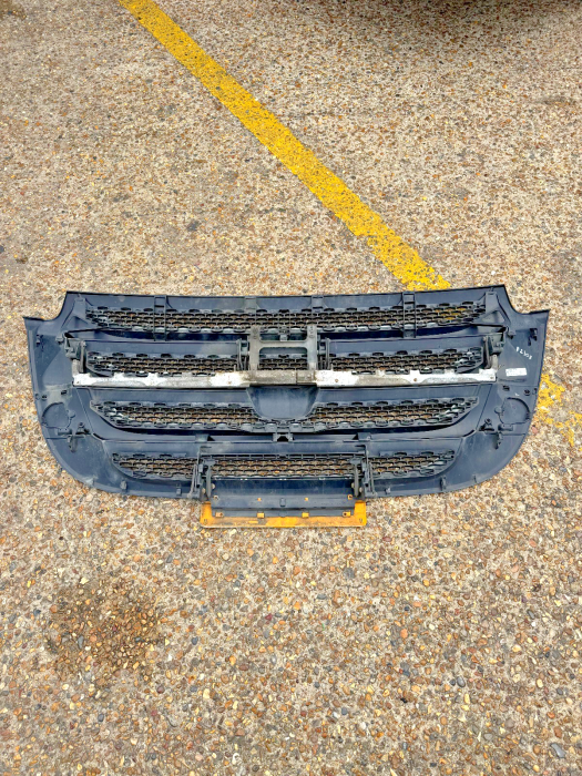 DAF XF106 Radiator Lower Grille 1886591 2046502 2048272 OEM Euro 6 Used view 6