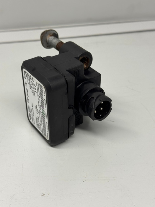 Volvo FH/FM ESP Yaw Sensor 21167238 K020568N07 0273014009 Bendix 12V Used