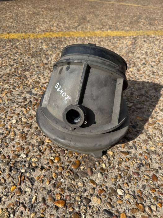 Volvo FH4/FH13 Air Intake Hose Elbow 21115482 7421115482 Euro 6 Used view 5