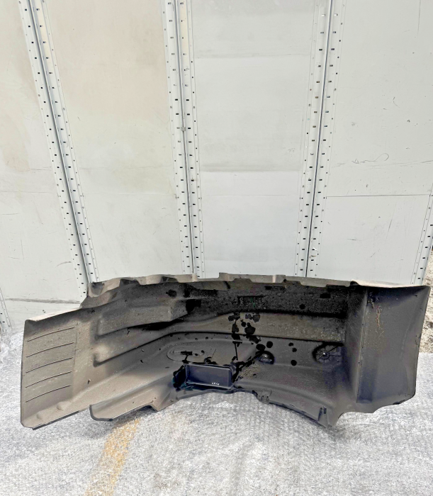 MAN TGX TG3 Front LH INNER WHEEL ARCH 81612300335 81.61230-0335 Euro 6 Used view 5