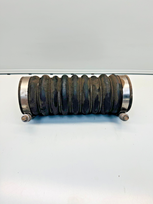 MAN TGS TGX Air Intake Hose 81963010995 81.96301-0995 Used OEM view 2