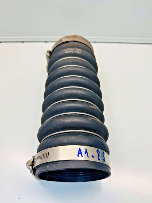 MAN TGS TGX Air Intake Hose 81963010995 81.96301-0995 Used OEM view 4