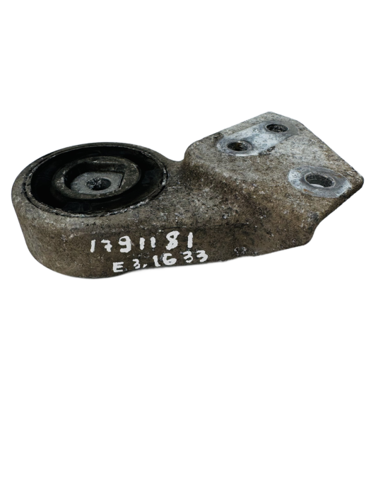 Scania R/P/G/T Radiator Mounting Bracket 1791181 DT1.11370 Right OEM Used view 2