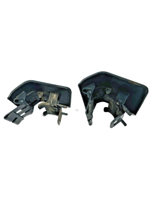 Scania Exterior Bumper Cover Flap 1890747 Pair Black Latch Spring OEM Used view 8