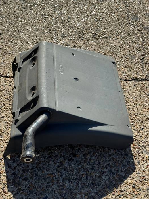 Man TGA/TGS/TGX Rear Axle Mudguard Front 690mm 254069608 81664106599 Used view 3