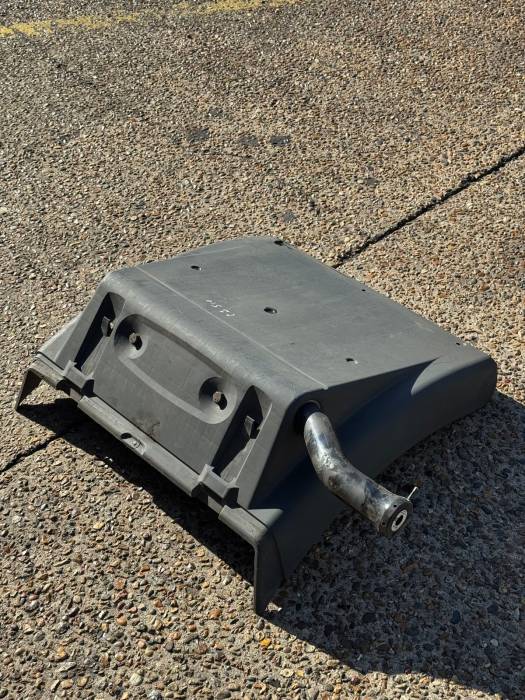 Man TGA/TGS/TGX Rear Axle Mudguard Front 690mm 254069608 81664106599 Used view 5