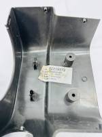 Volvo VNL Interior Steering Column Dash Trim Kit 82498766 82247356 82225568 Used view 7