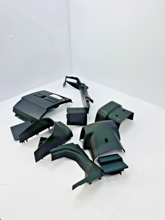 Volvo VNL Interior Steering Column Dash Trim Kit 82498766 82247356 82225568 Used view 10