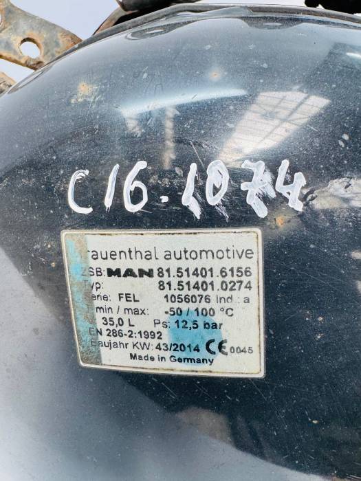 MAN TGA/TGX Air Tank 35L 12.5 Bar 81514016156 81514010274 4044407388954 view 4