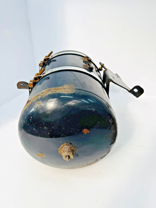 MAN TGA/TGX Air Tank 35L 12.5 Bar 81514016156 81514010274 4044407388954 view 7