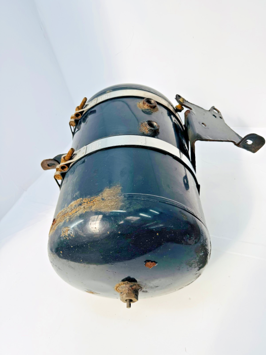 MAN TGA/TGX Air Tank 35L 12.5 Bar 81514016156 81514010274 4044407388954 view 8