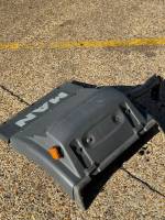 Man TGS/TGX Rear Mudguard Fender 254069609 81664106625 With Mudflap Used view 3