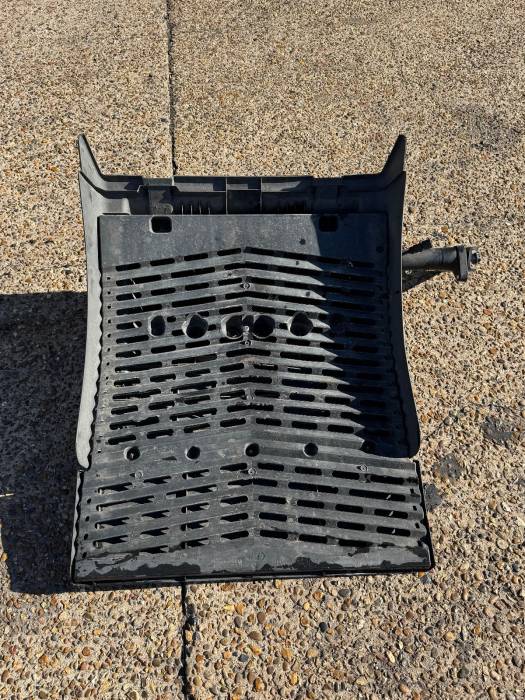 Man TGS/TGX Rear Mudguard Fender 254069609 81664106625 With Mudflap Used view 8