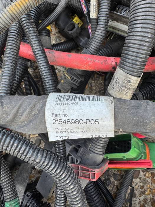 Volvo FH4/FM4 Full Wiring Loom Set 21706081 21570596 21548980 21806140 Used view 2