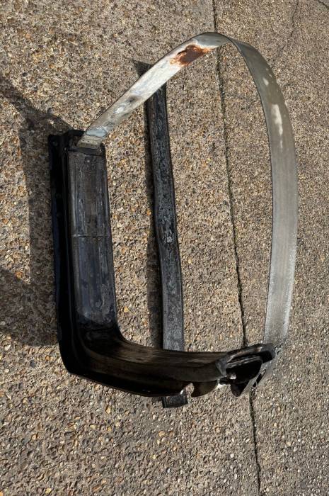 MAN TGX/TGS 2015 Fuel Tank Bracket-Strap Set 81418010307 81974606085 Rear Euro 6 view 4