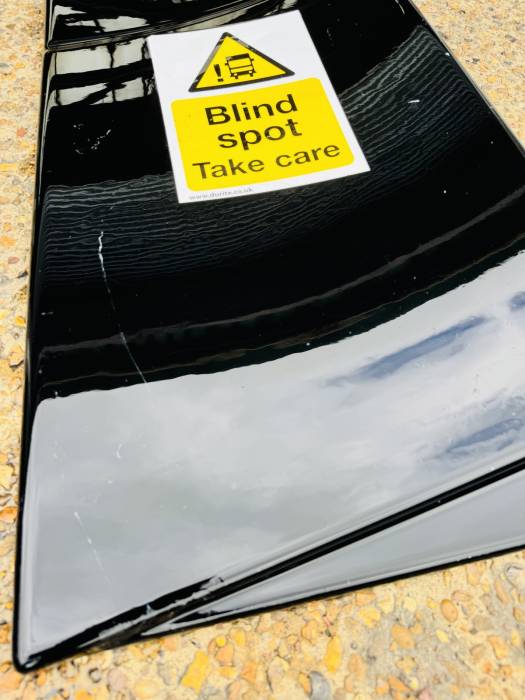 Volvo FH4/FH5 Left Cab Side Spoiler Trim Panel Black 82371073 82211427 Used view 4