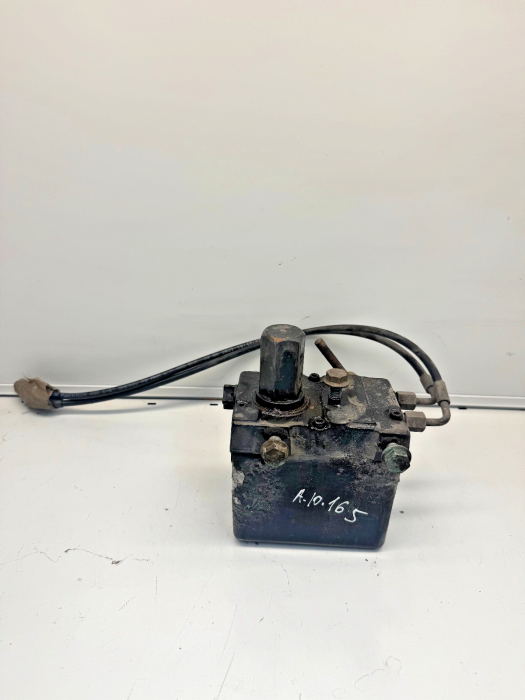 MAN TGX Cab Tilt Pump 12V 1041835 A9605530001 9605530001 Euro 6 Used view 3