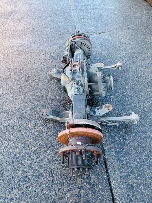 Volvo FH/FM Rear Drive Axle Housing 22324044 23568461 20836831 20836838 Euro 6 view 3