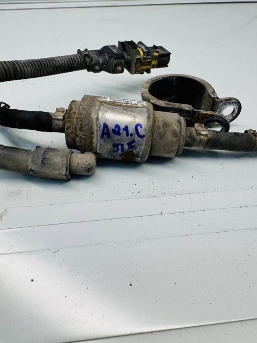 Webasto DP42 Fuel Dosing Pump 9019847B TM8860 00980837 Thermo Top Evo 12V Used view 4